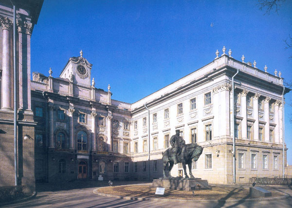 Здания и сооружения: Мраморный дворец (филиал Русского музея)
