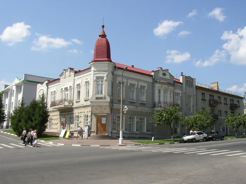 Здания и сооружения: Старооскольский краеведческий музей

