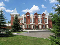 Здания и сооружения: Здание Балашовского краеведческого музея
