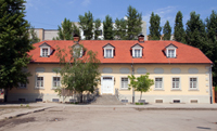 Здания и сооружения: Управа - сейчас дом лютеранской общины и немецкая библиотека
