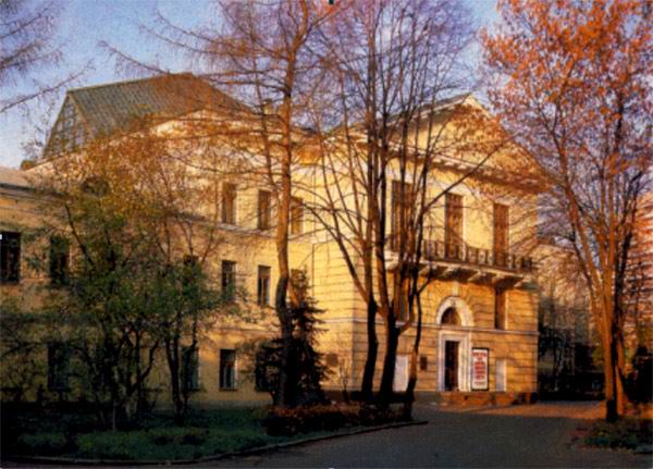 Здания и сооружения: Всероссийский музей декоративно-прикладного и народного искусства
