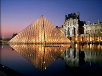 Здания и сооружения: Пирамида Лувра
