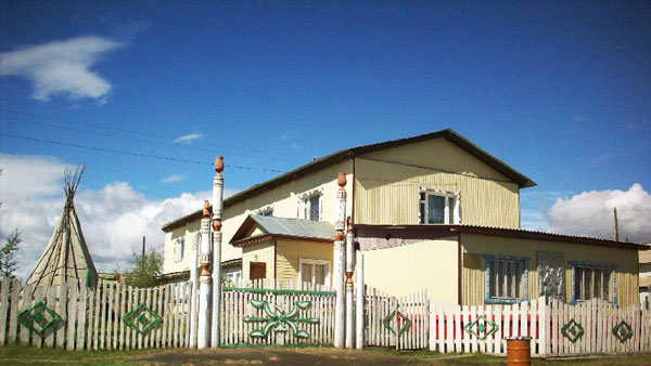 Здания и сооружения: Верхоянский районный краеведческий музей Полюс холода
