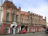 Здания и сооружения: Здание, где расположен Каменский краеведческий музей
