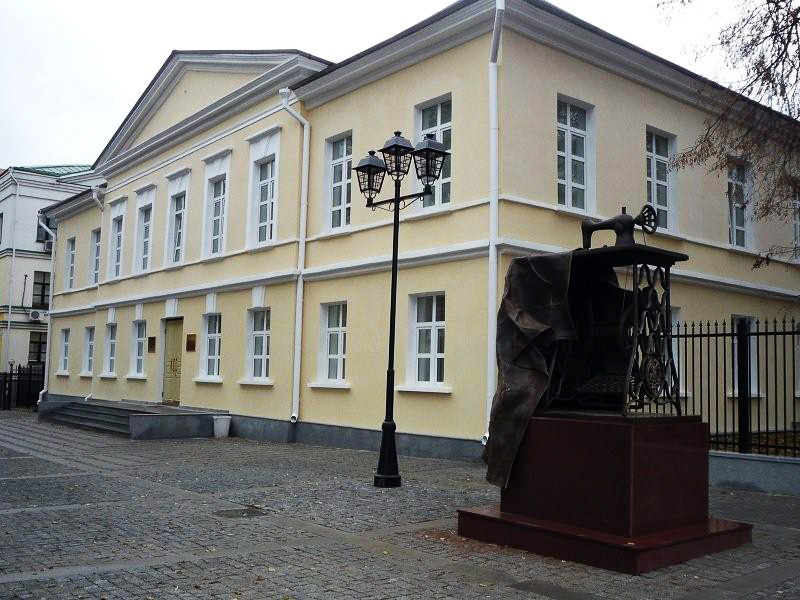 Здания и сооружения: Подольский краеведческий музей. Главный дом присутственных мест
